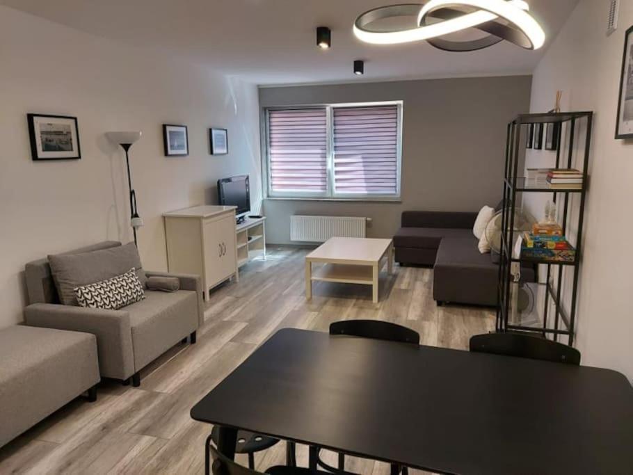 גיז'יצקו Uroczy Apartament W Scislym Centrum Gizycka מראה חיצוני תמונה